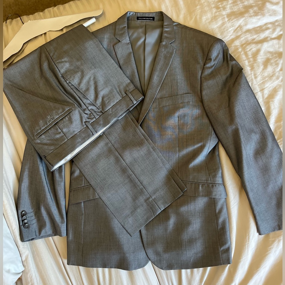 Gulliano Couture Gray Suit